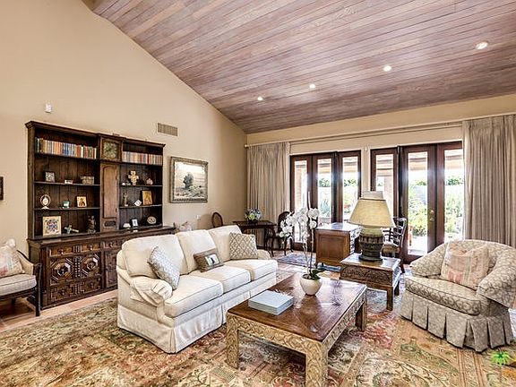 4th image of 2510 W La Condesa Dr