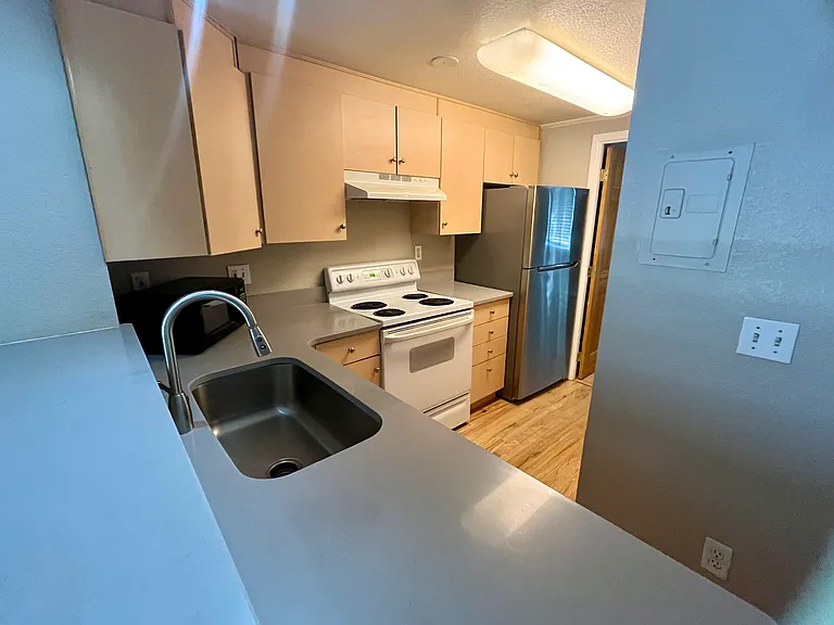 336 N Grant St — Photo 7