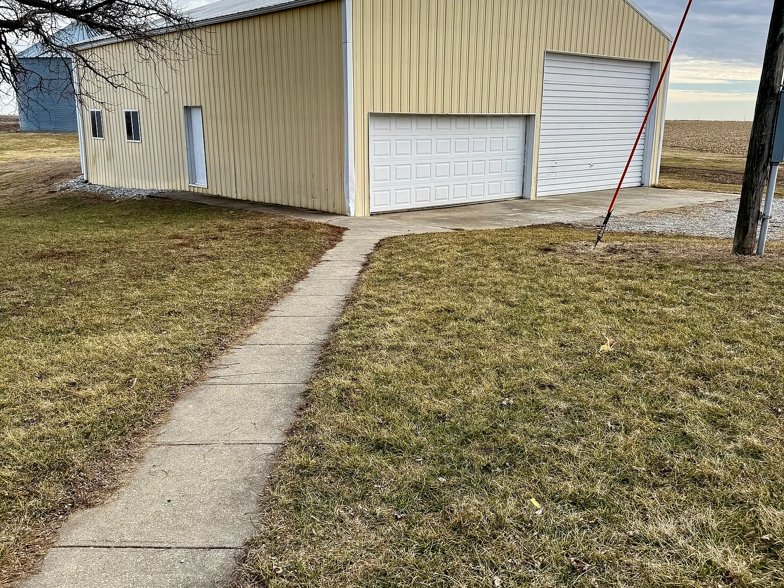 5 bed, $1,100 — Photo 4
