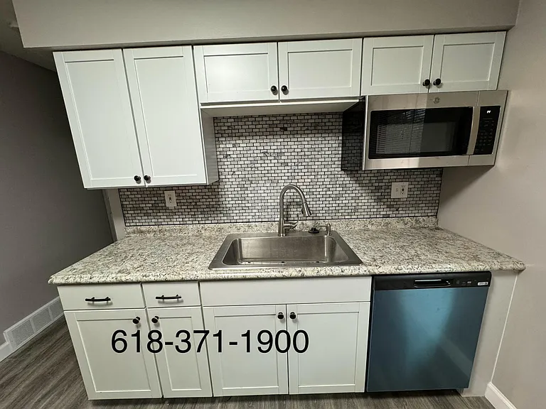 5600 Barbara Ct — Photo 6