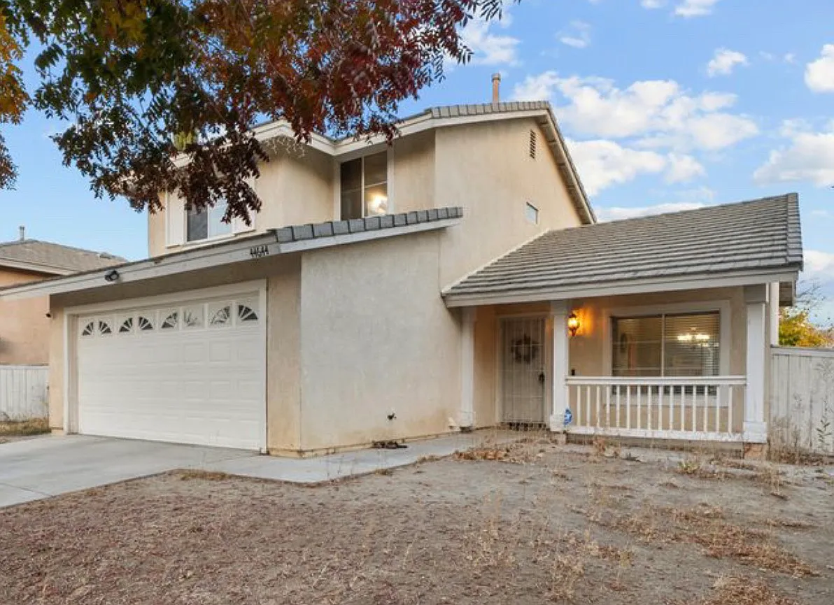 44644 Stillwater Dr — Photo 3