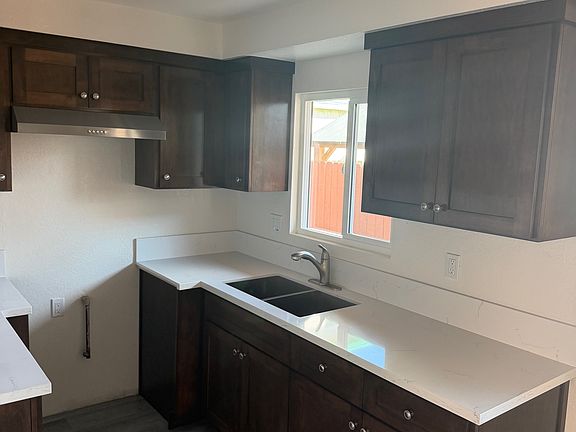 3rd image of 4312 W 145th St #C