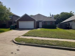 708 Keessee Dr, Cedar Hill, TX 75104