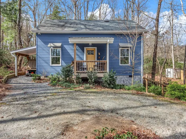 74 S Alta Vista Dr, Saluda, NC 28773