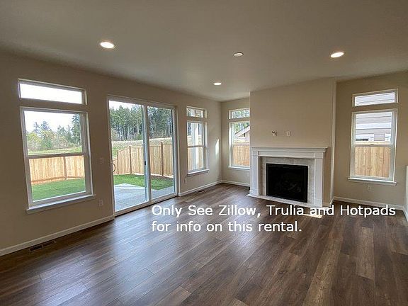 Living Room with Gas Fireplace