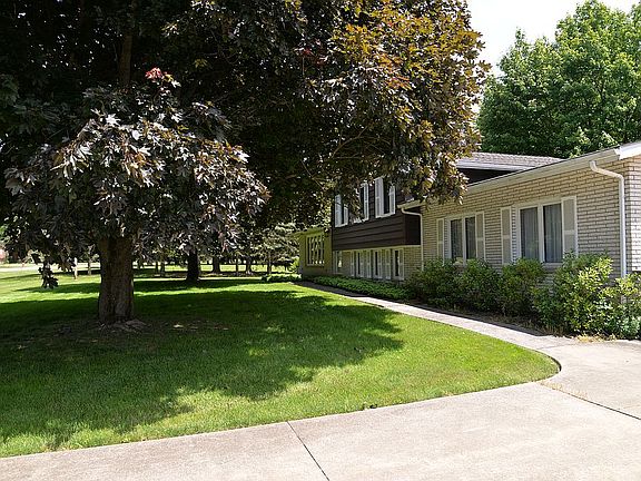 2nd image of 1342 Romane Dr