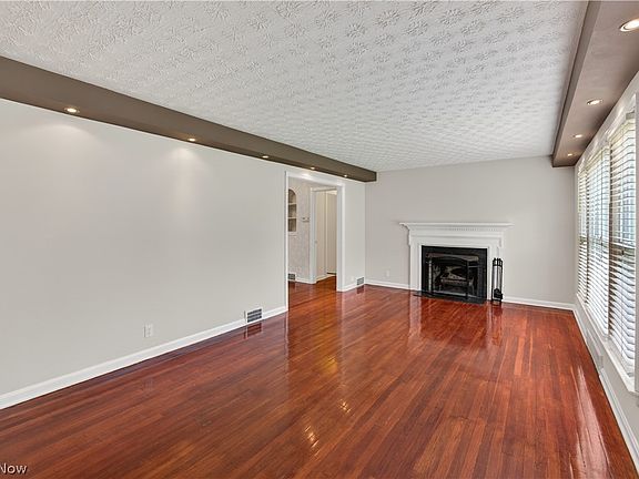 4th image of 1274 Dorsh Rd