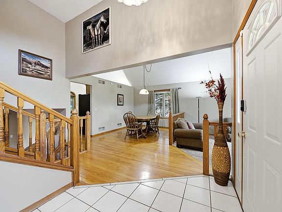 3rd image of 4269 Joppa Cir