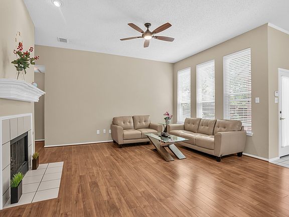 4th image of 8308 Spring Ridge Dr