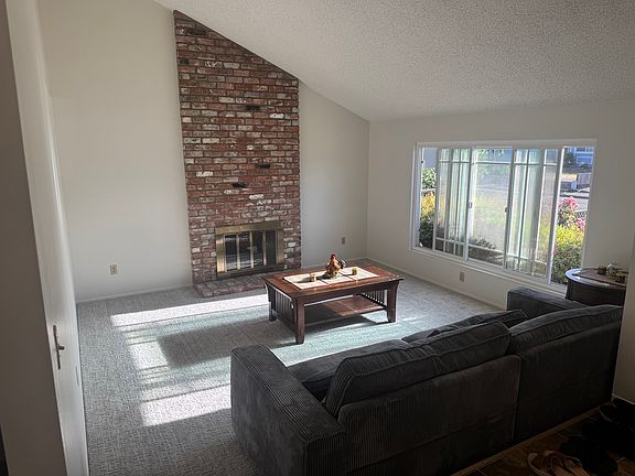 4th image of 1532 Sunview Ct