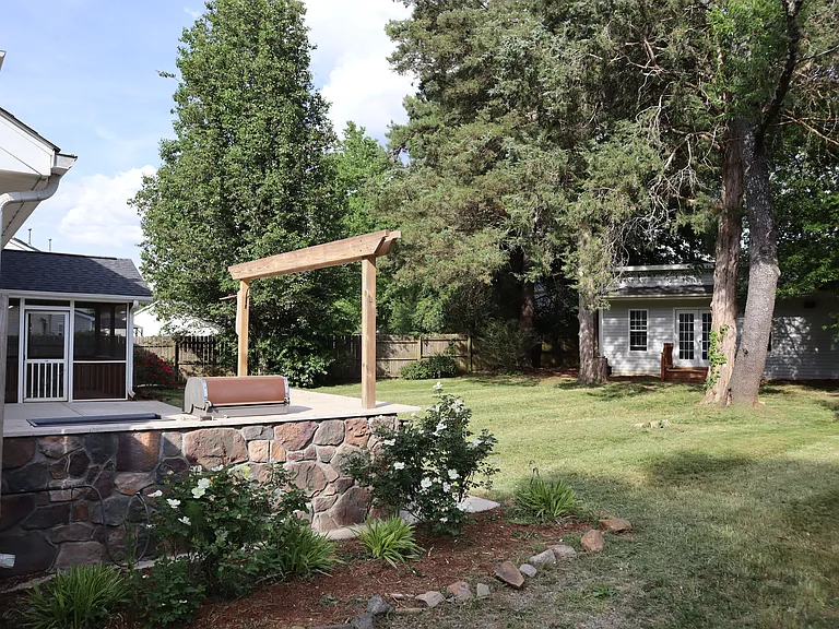 34 Burnice Pl — Photo 4