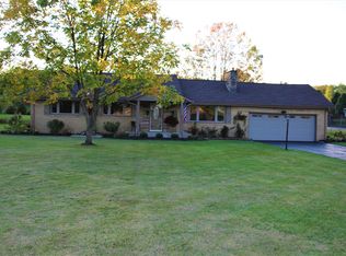 813 Valley View Dr, Brookfield, OH 44403