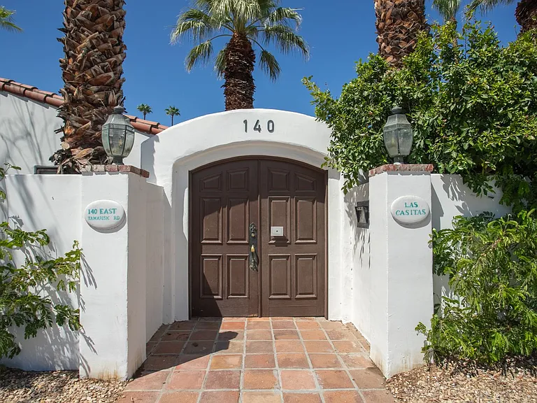 140 E. Tamarisk Road — Photo 3