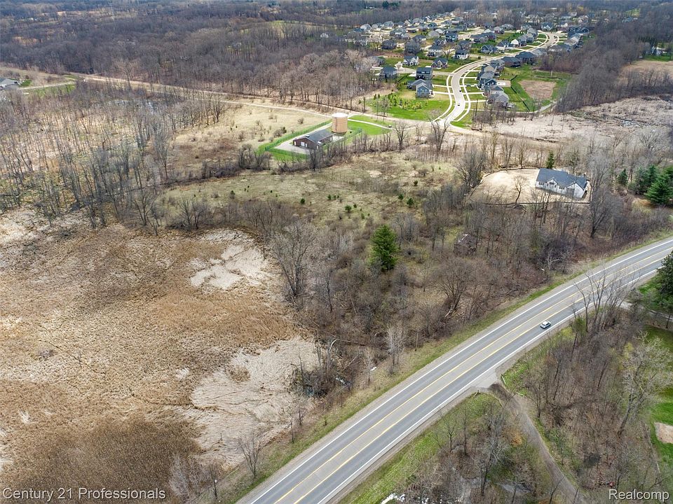 2nd image of 0 S Rochester Rd