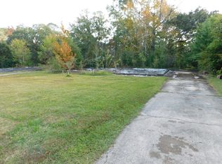 123 Locust Dr, Diberville, MS 39540
