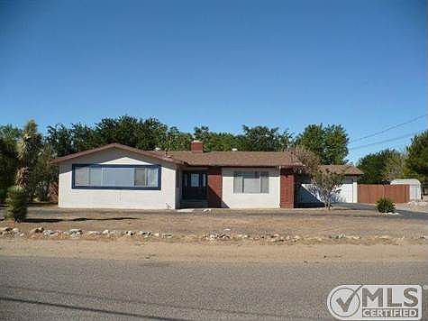 3 Bedroom 2 Bath home in NE Hesperia