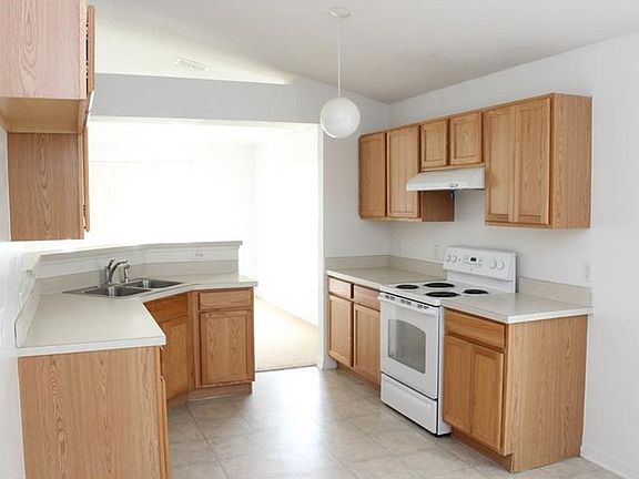 4th image of 8166 Settlers Creek Cir