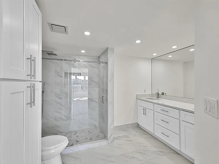 3700 Galt Ocean Dr #1215 — Photo 15