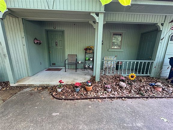 4th image of 22 Abingdon Ln
