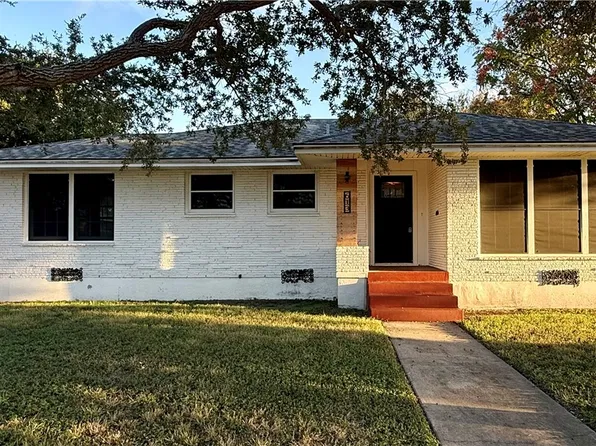 613 Hopper Dr, Corpus Christi, TX 78411