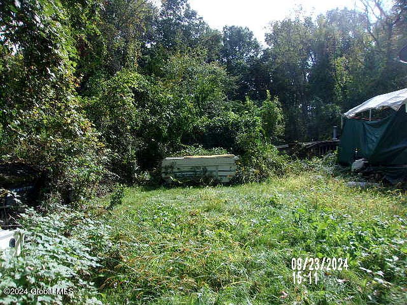 4th image of 1650 Crescent Road