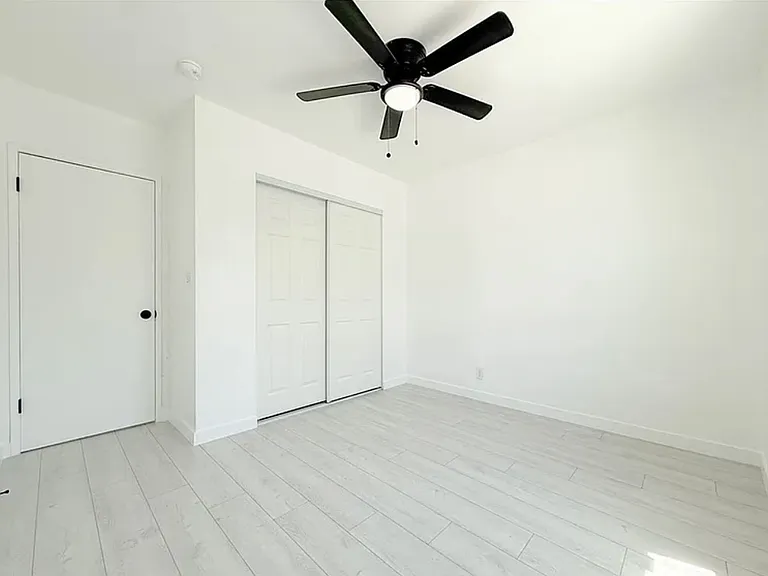 520 N Wilmington Ave #1 — Photo 12