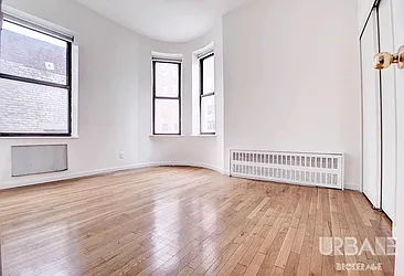 Rented by Urbane Brokerage