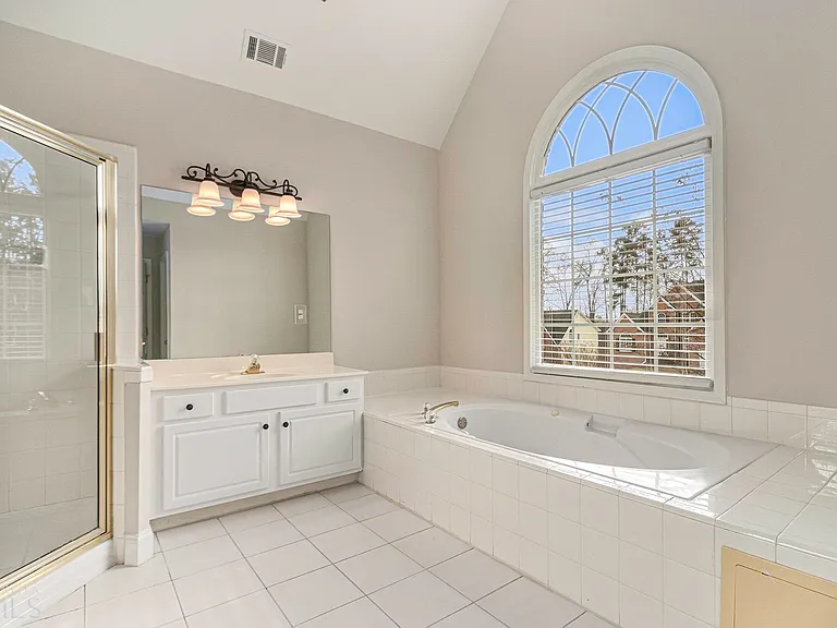 592 Kenion Forest Way — Photo 15