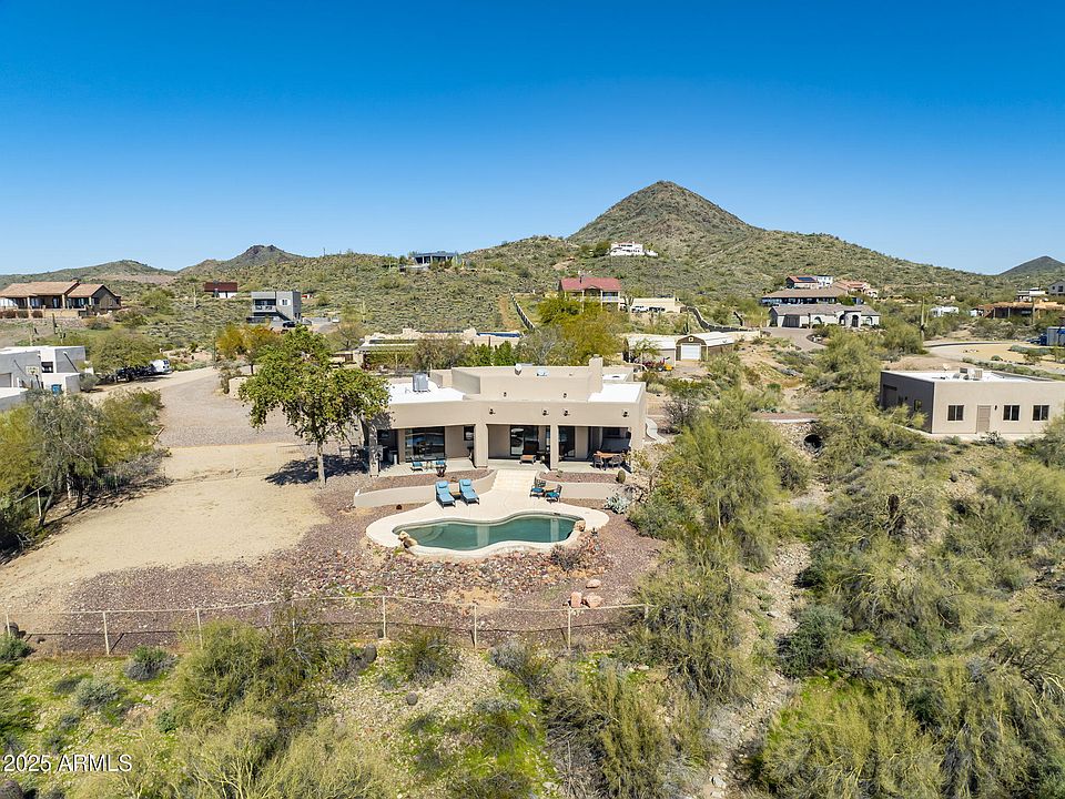 1st image of 205 W QUARTZ ROCK Road