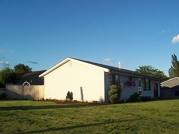 2nd image of 4307 125th St NE