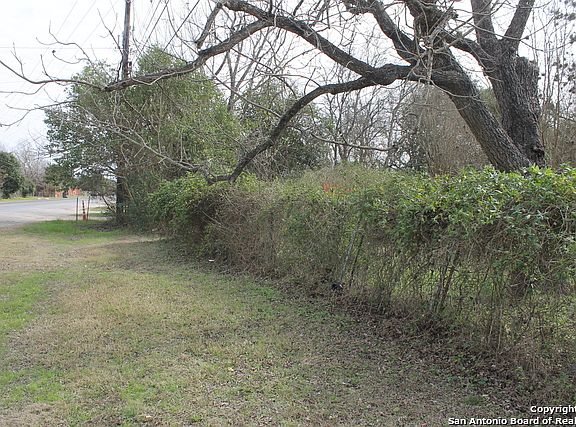 2nd image of 11497 E Fm 1518 N