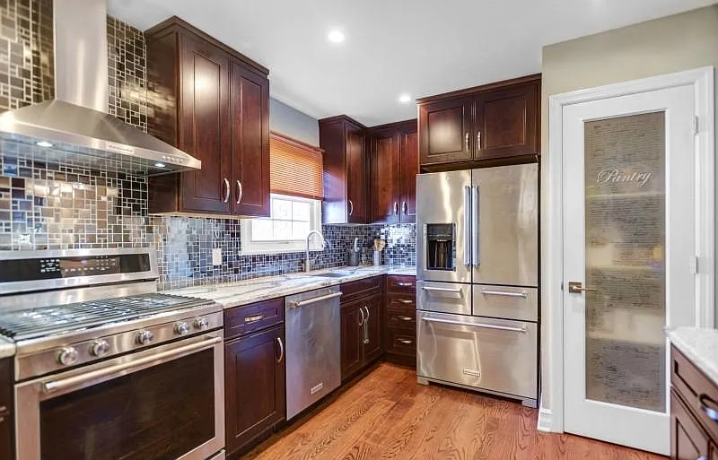 2 bed, 2.5 bath, $3,800 — Photo 2