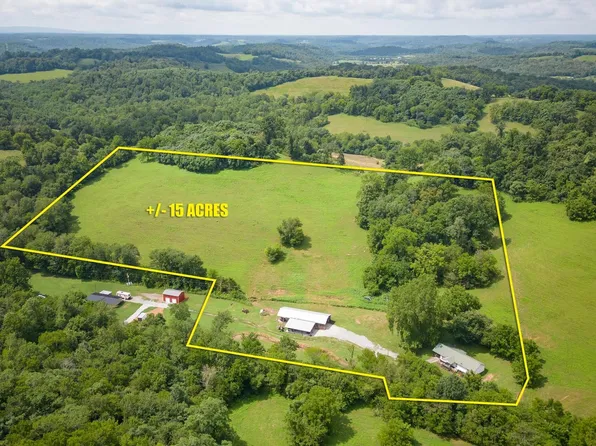 642 Pierce Hollow Rd, Belvidere, TN 37306