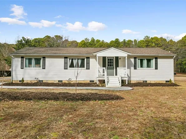 9523 Cuba Rd, Hayes, VA 23072