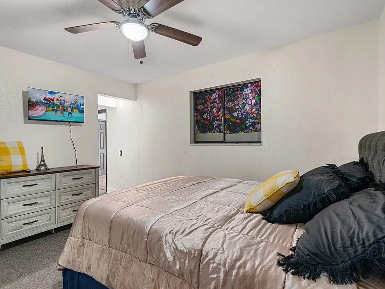 1110 E Lakeshore Blvd #3 — Photo 23
