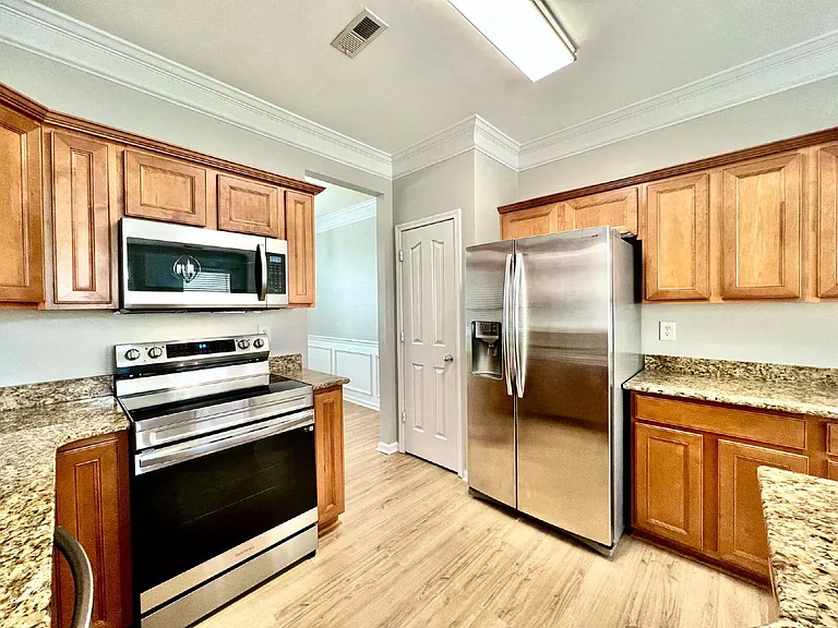 16310 Raptor Ct — Photo 9