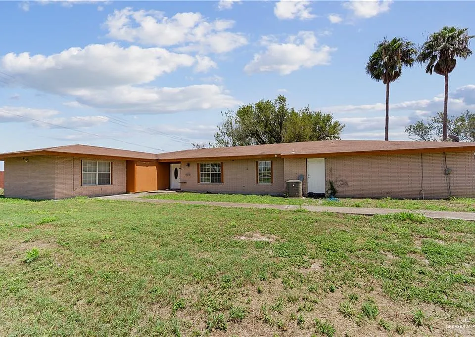 3208 N Westgate Dr