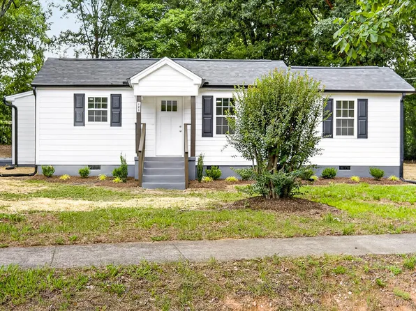 421 Webb St, Mebane, NC 27302