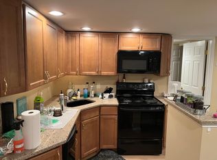 23 N Woodhull Rd FLOOR 1, Huntington, NY 11743