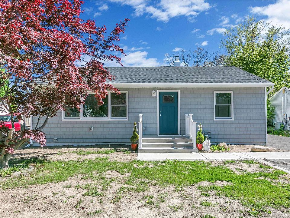 1st image of 45 Cherubina Ln