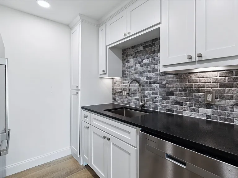 8750 Park Ln #132 — Photo 10