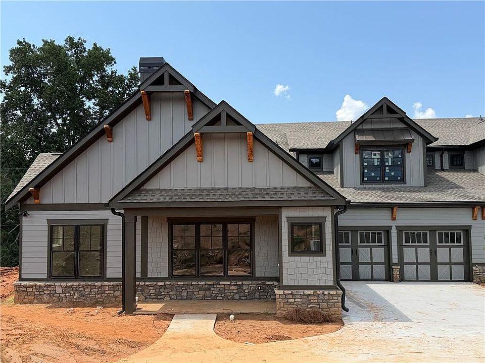 1st image of 65 Villa Vis #26