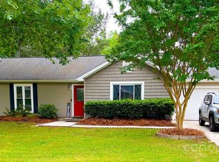 8405 Beacon Hills Rd, Indian Trail, NC 28079