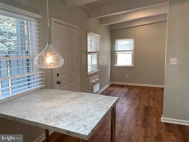 4031 Taylor Dr — Photo 7