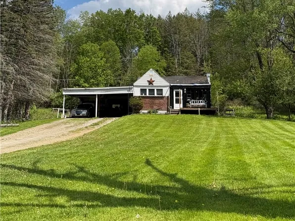 1524 Thurber Rd, Corning, NY 14830
