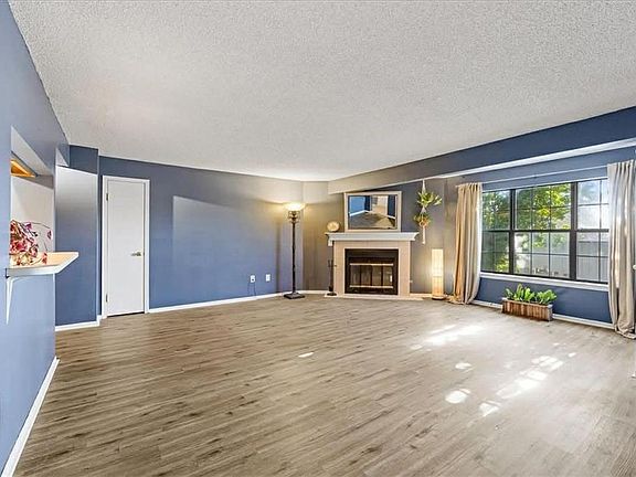 4th image of 8135 Holmes Rd APT 202