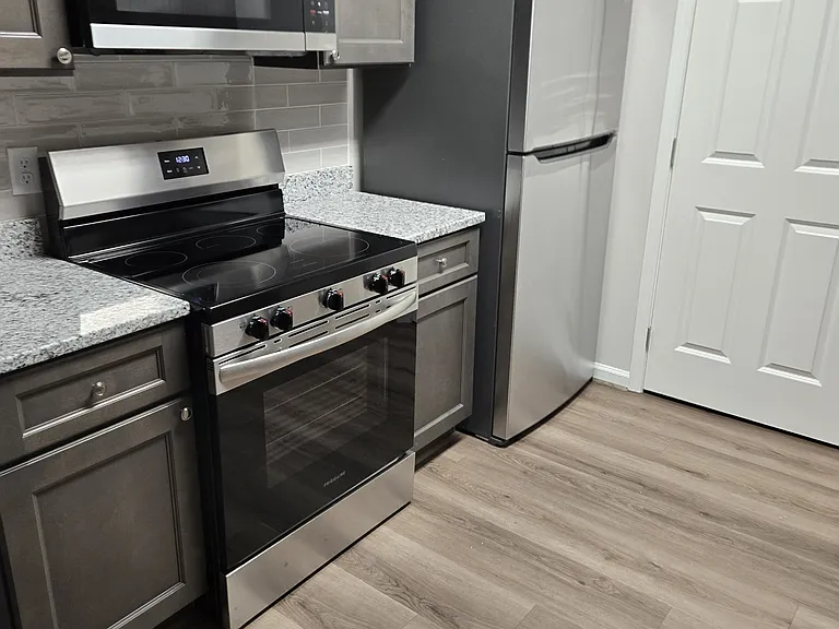 3703 Southborough Rd #3H — Photo 10