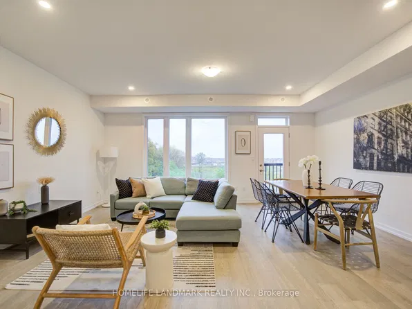 11 Bancroft Ln, Richmond Hill, ON L4E 1M1