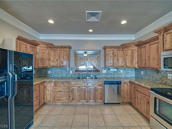 4th image of 4900 E Cheyenne Way