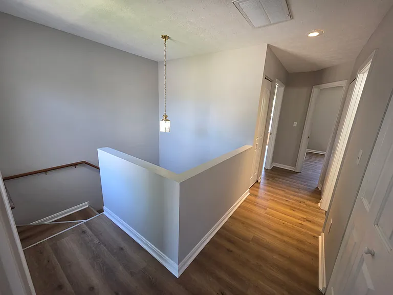 131 Karen Ct — Photo 6